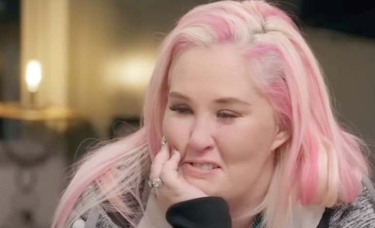 Move Over Pammie Mama June Sends Fans Into A Frenzy With Iconic ‘baywatch’ Moment In A